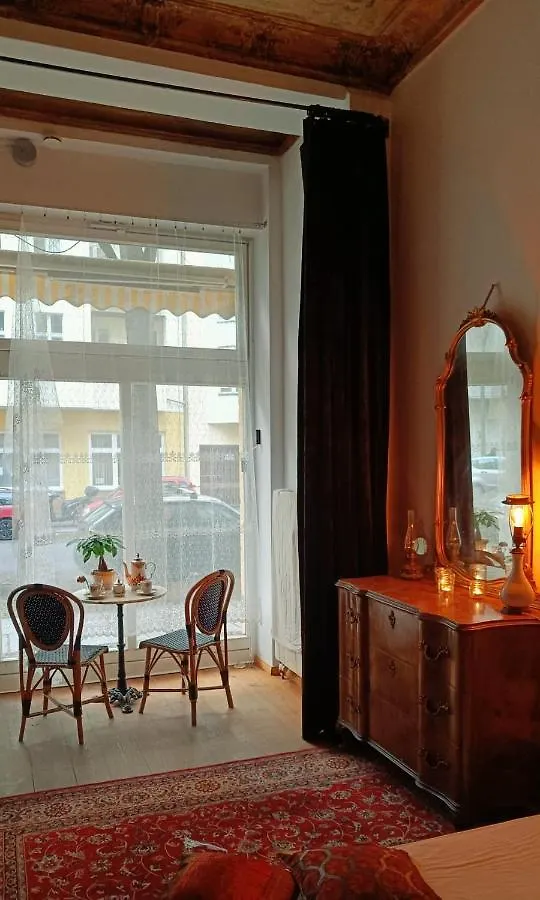 La Vie En Rose: Elegance And Art Daire Berlin 0*,  Almanya